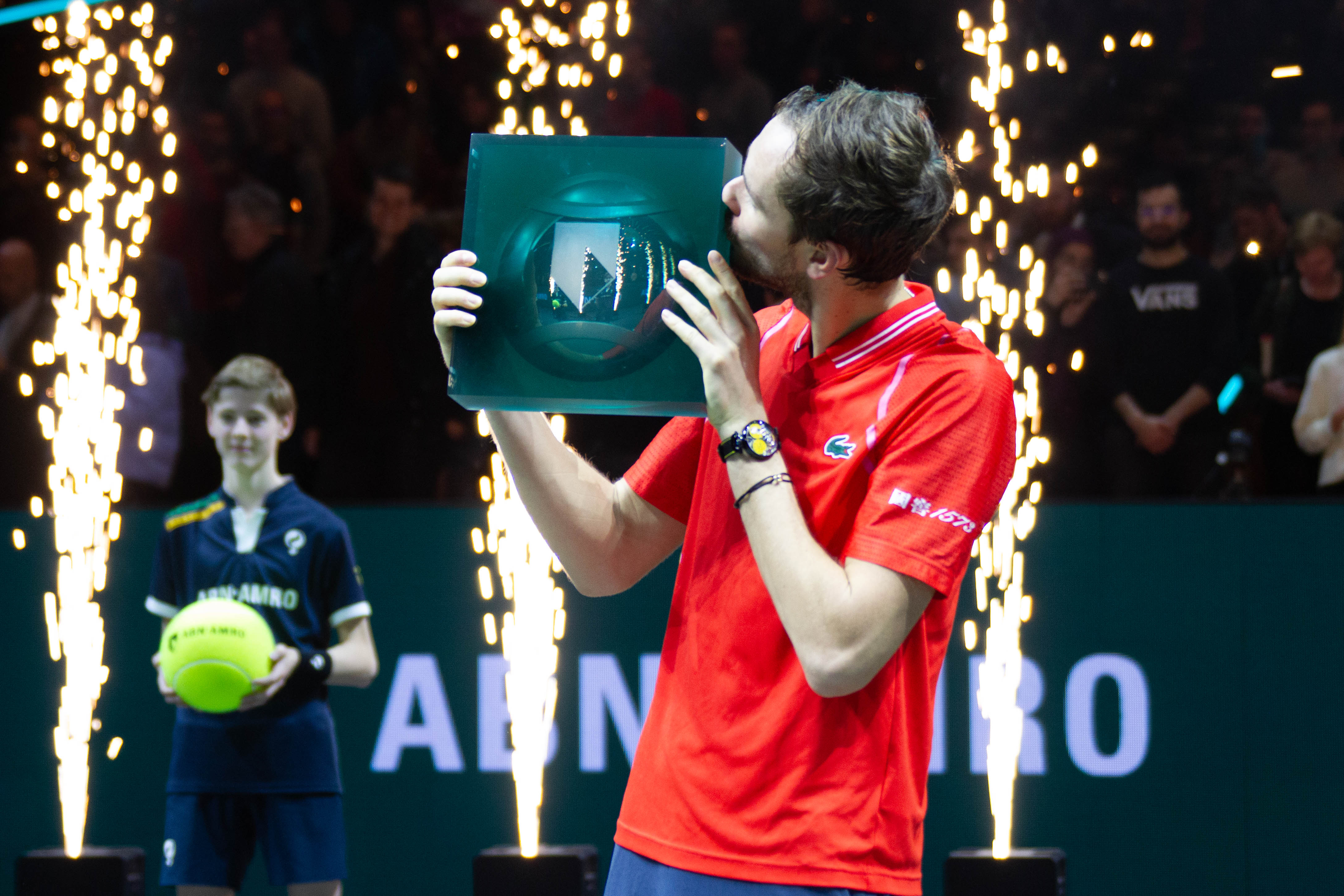 澳网力克戴维斯杯,梅德韦杰夫点燃赛场 澳网力克戴维斯杯,梅德韦杰夫点燃赛场