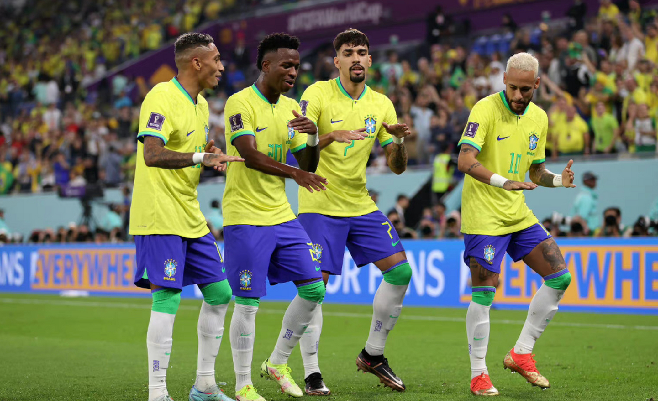 包含美国翻盘克罗地亚,内马尔刷新纪录的词条 包含美国翻盘克罗地亚,内马尔刷新纪录的词条