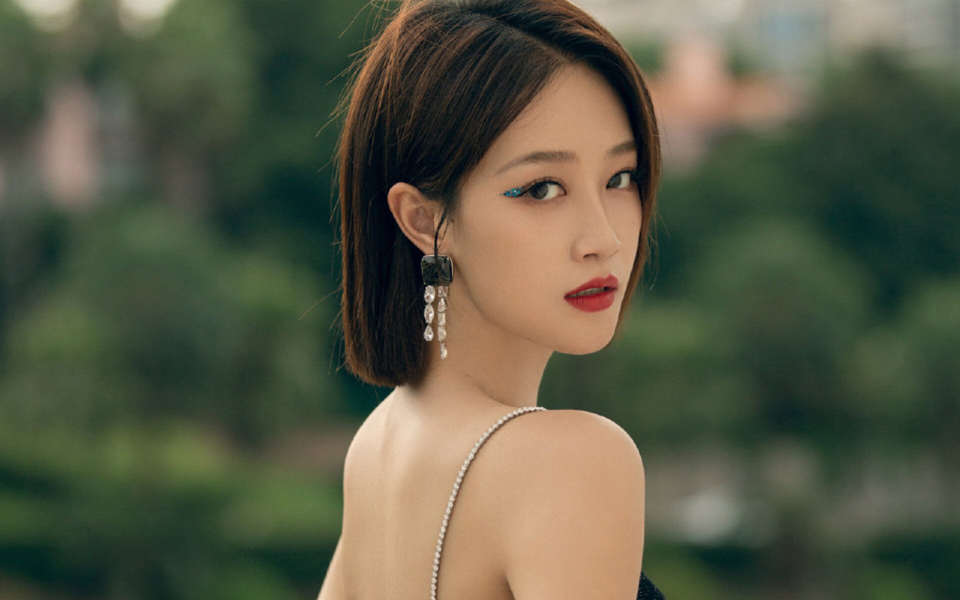 活塞末节风暴逆转绿军，范弗利特单场三分纪录刷新历史之夜