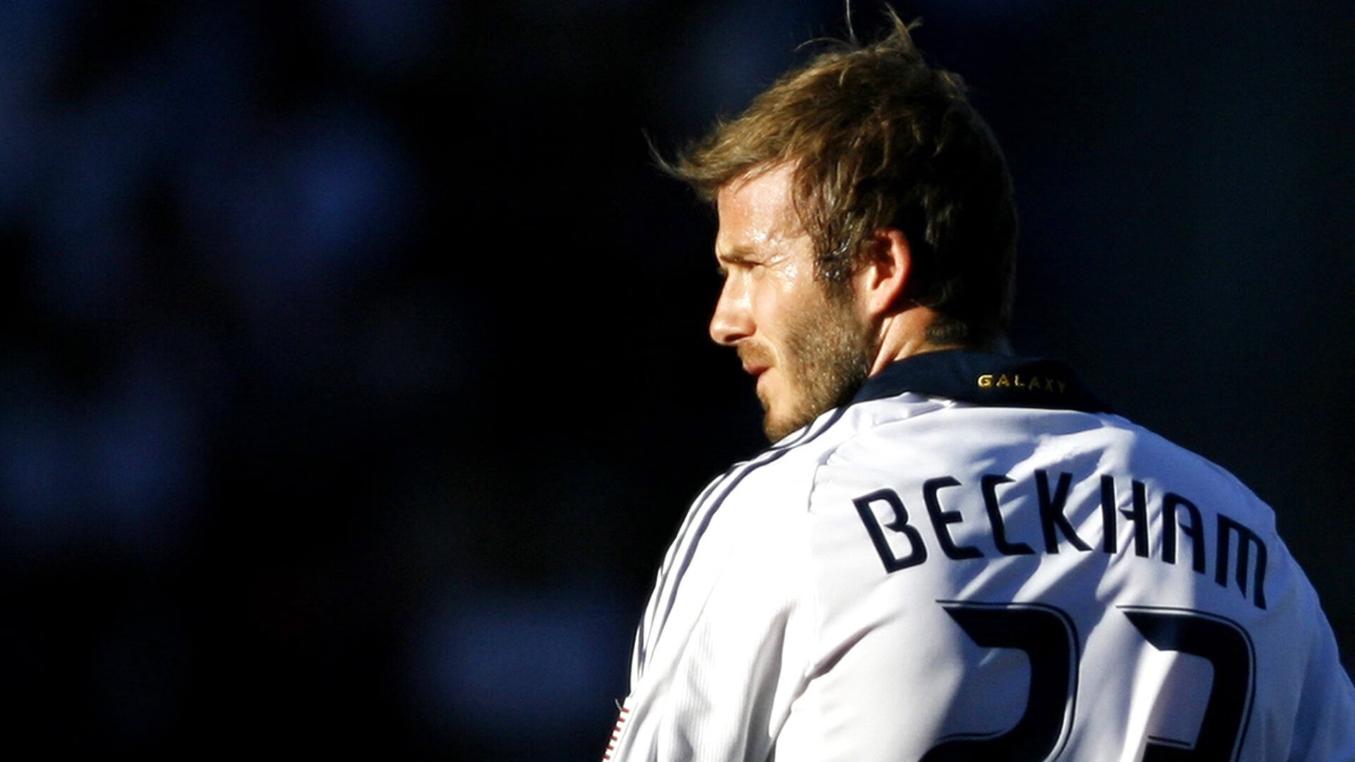 最后的篮球,当76人遇到深圳,利拉德成为幽灵之战唯一的灯塔